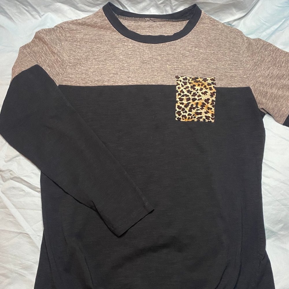 🍍🍍Leopard Pocket Tie Front Shirt